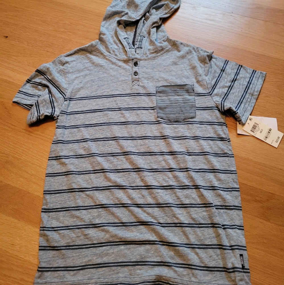 Univibe boys tshirt sz M nwt
